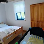 Pod Lasem * Moszczenica Wyzna