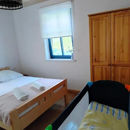 Pod Lasem * Moszczenica Wyzna